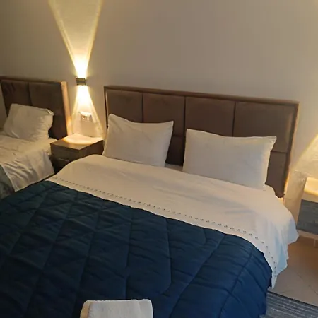 Apartman Flora Tirana