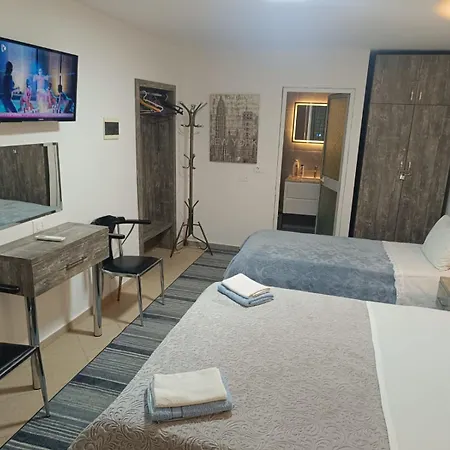 Apartman Flora